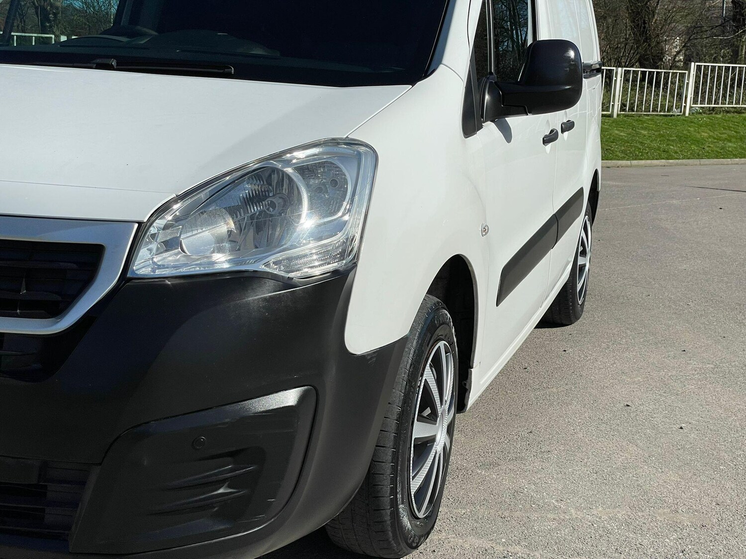 Used Peugeot Partner 2017 for sale - 77958542: Photo 12