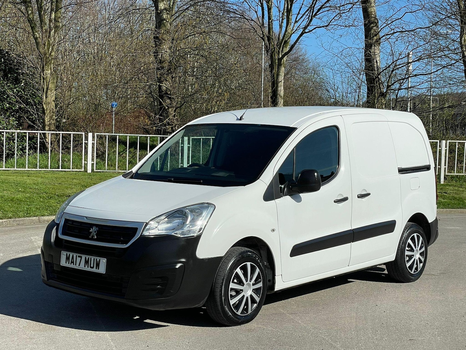 Used Peugeot Partner 2017 for sale - 77958542: Photo 3