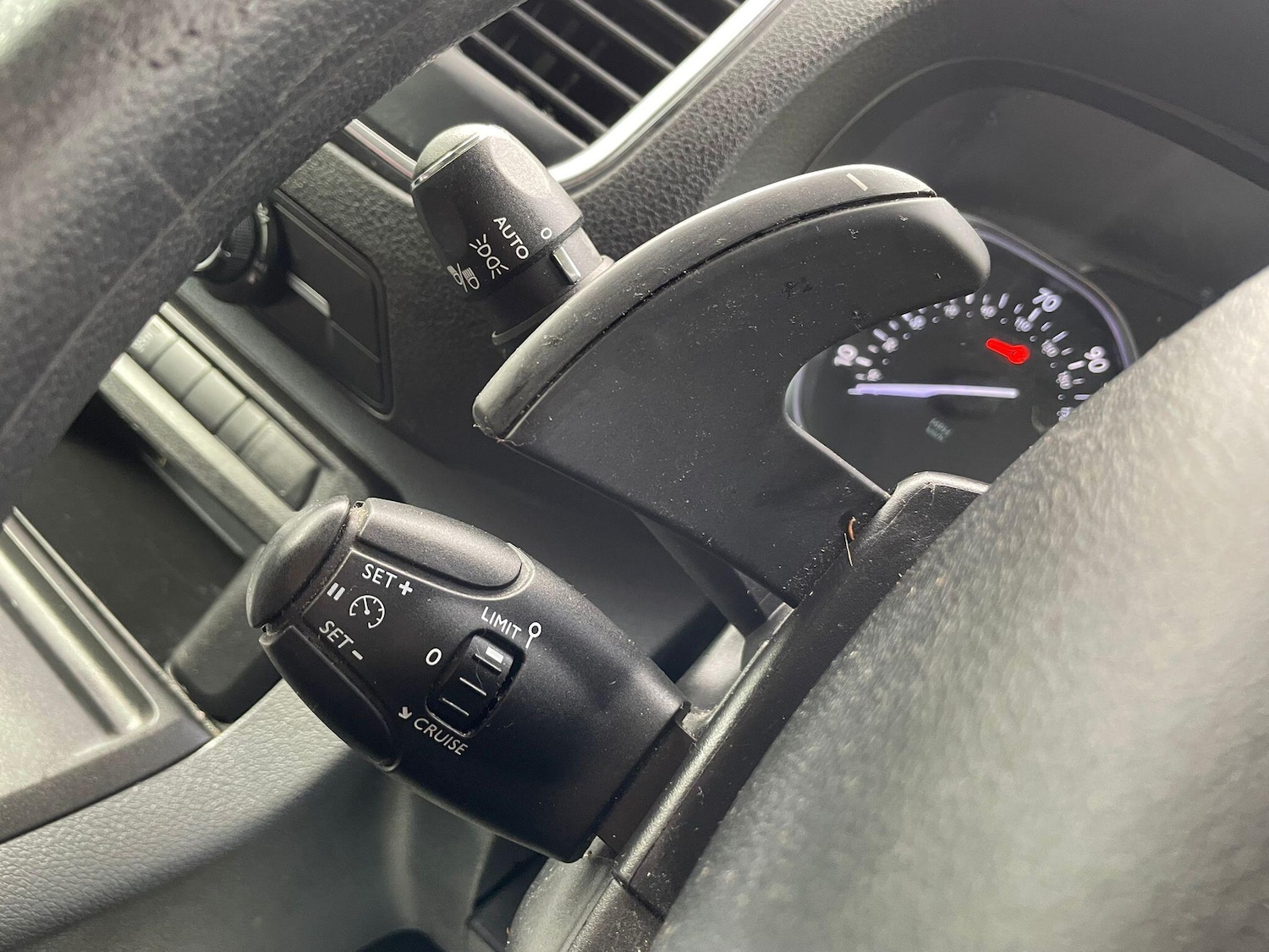 Used Peugeot Expert 2018 for sale - 77808567: Photo 35