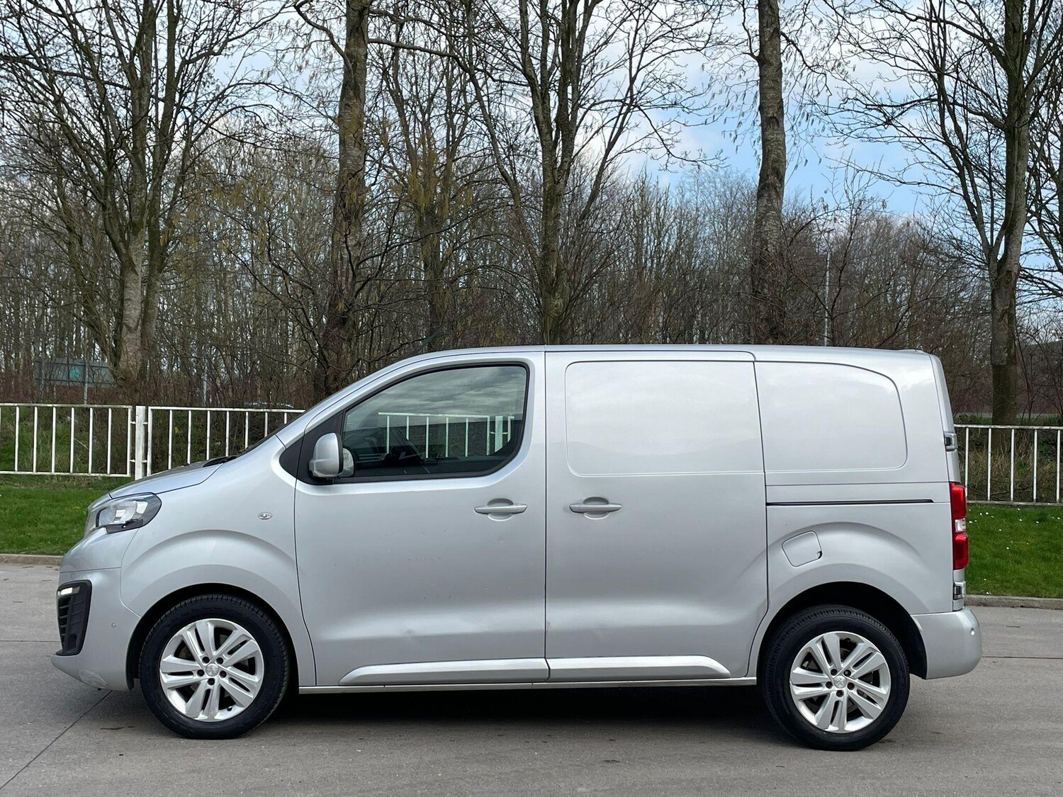 Used Peugeot Expert 2018 for sale - 77808567: Photo 4