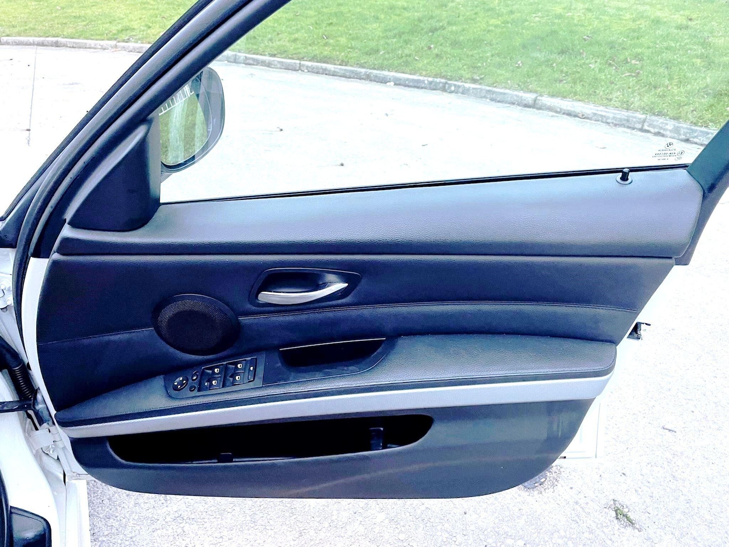 Used BMW 3 Series 2012 for sale - 77412230: Photo 23