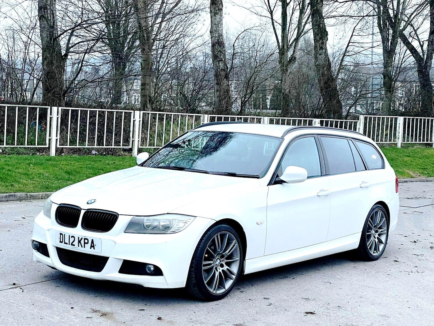 Used BMW 3 Series 2012 for sale - 77412230: Photo 5