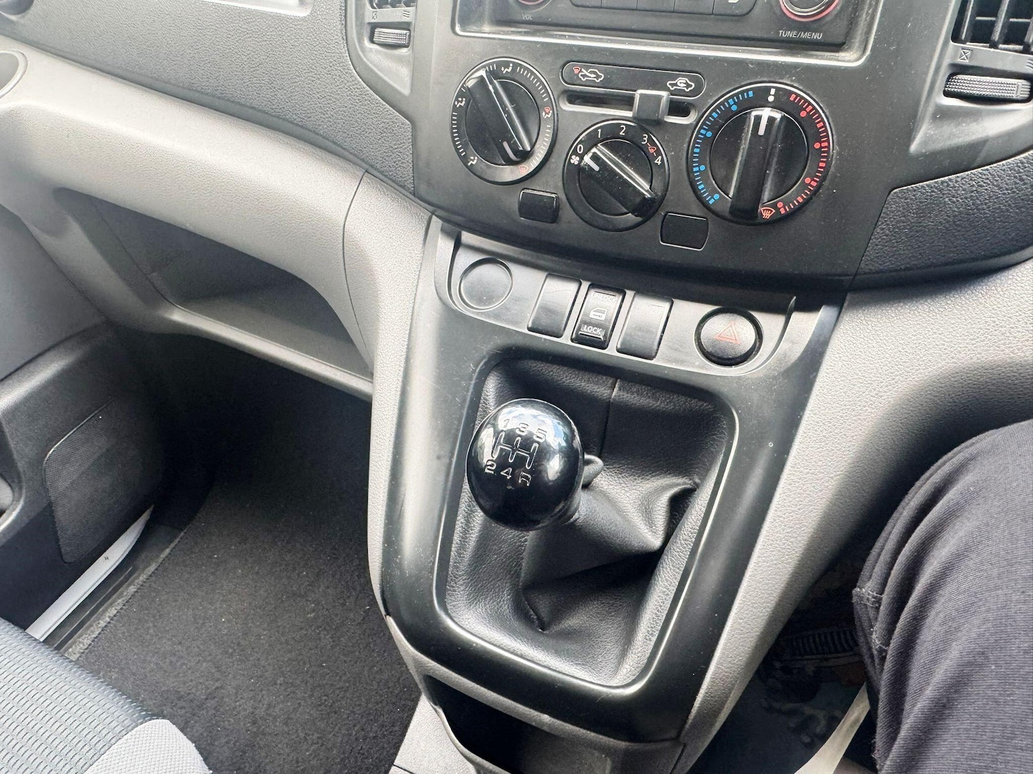 Used Nissan NV200 2015 for sale - 77386785: Photo 40