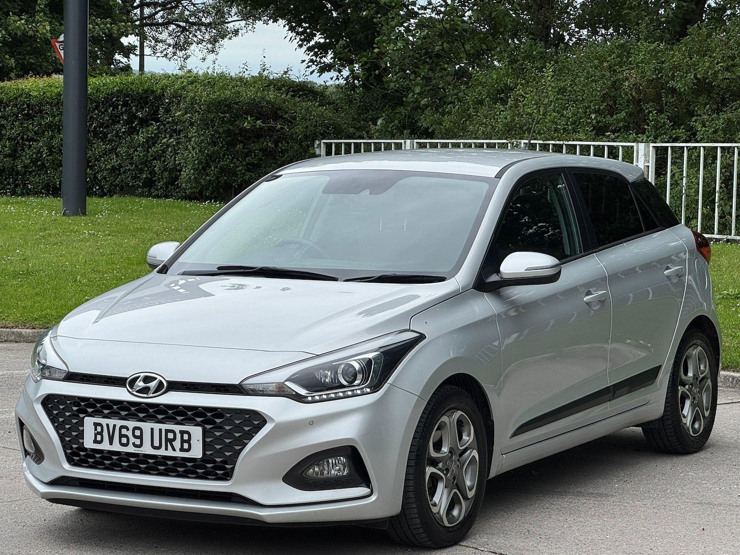 Used Hyundai i20 2019 for sale - 77386784: Photo 4