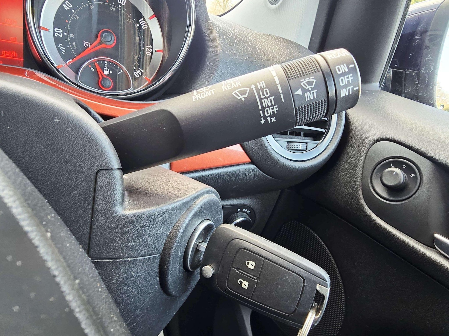 Used Vauxhall ADAM 2015 for sale - 77387597: Photo 36