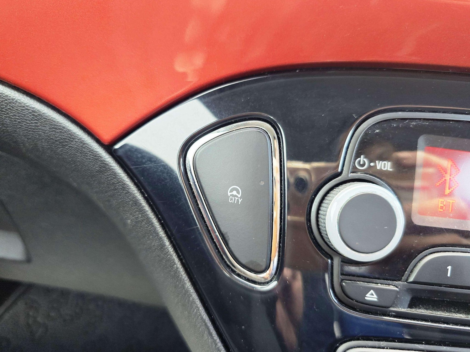 Used Vauxhall ADAM 2015 for sale - 77387597: Photo 41