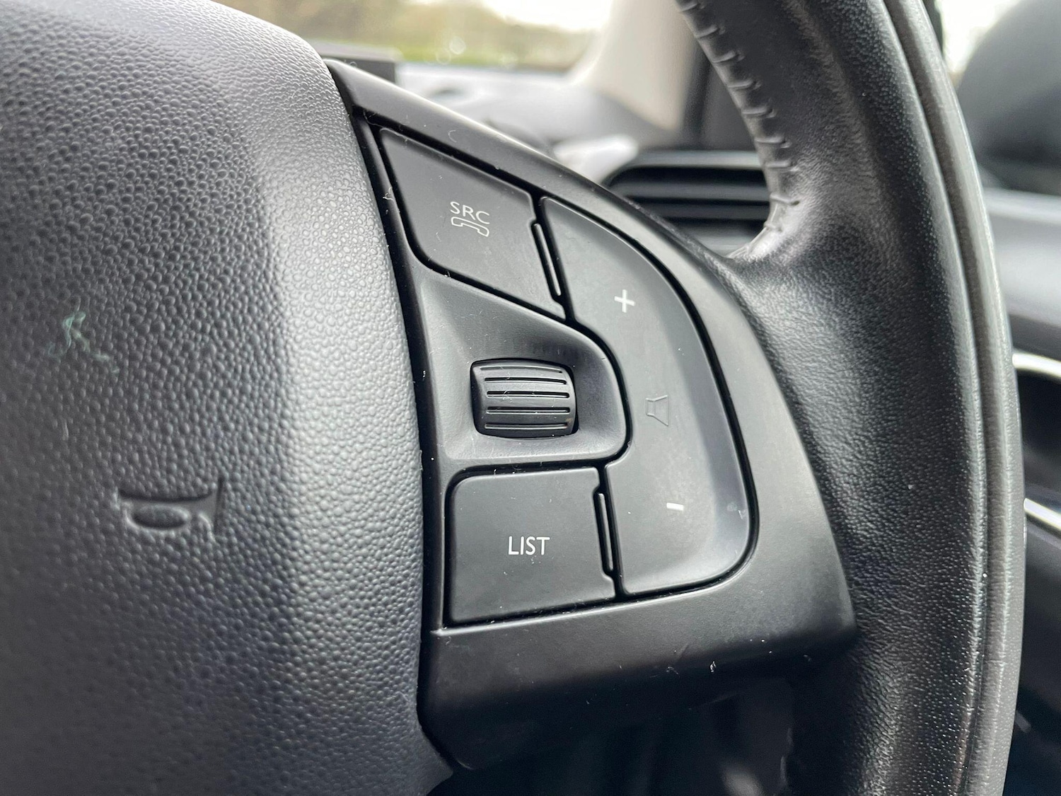 Used Citroen C4 Cactus 2016 for sale - 77883516: Photo 21