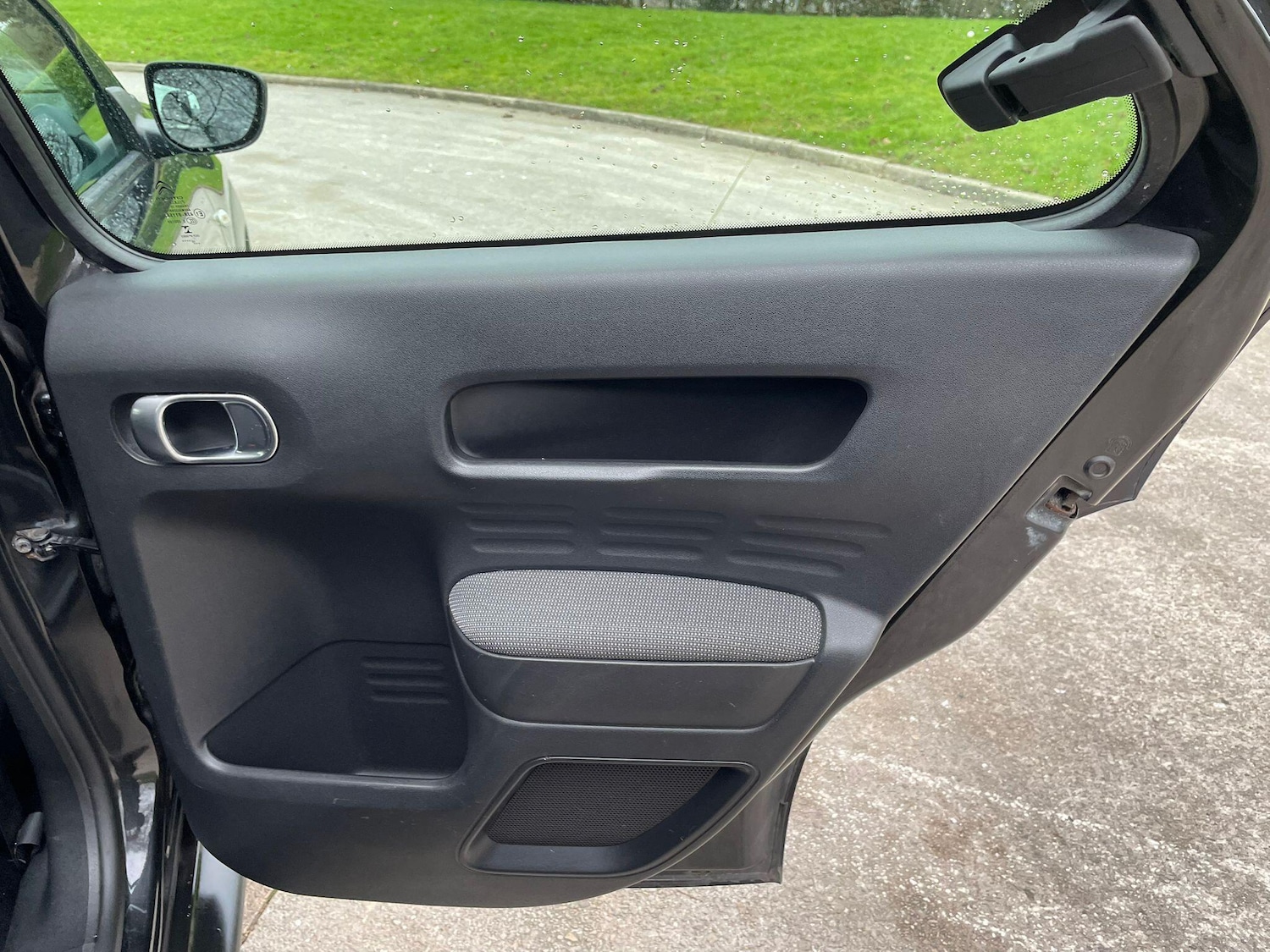 Used Citroen C4 Cactus 2016 for sale - 77883516: Photo 25