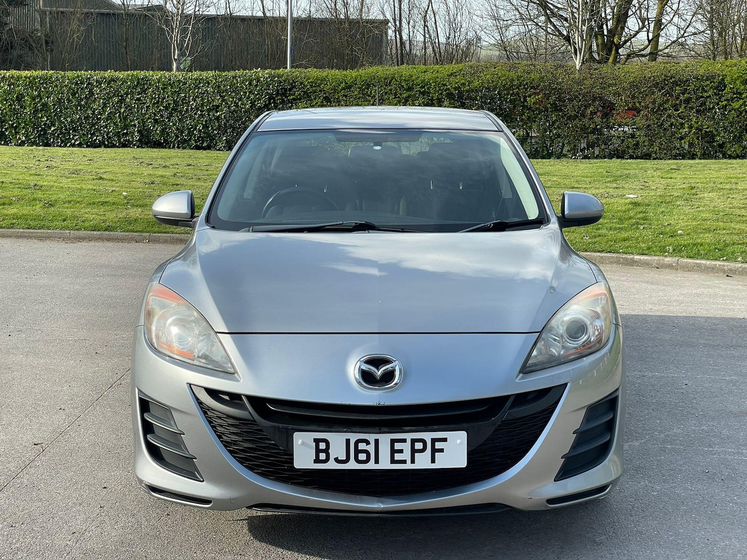 Used Mazda Mazda3 2011 for sale - 77957071: Photo 2