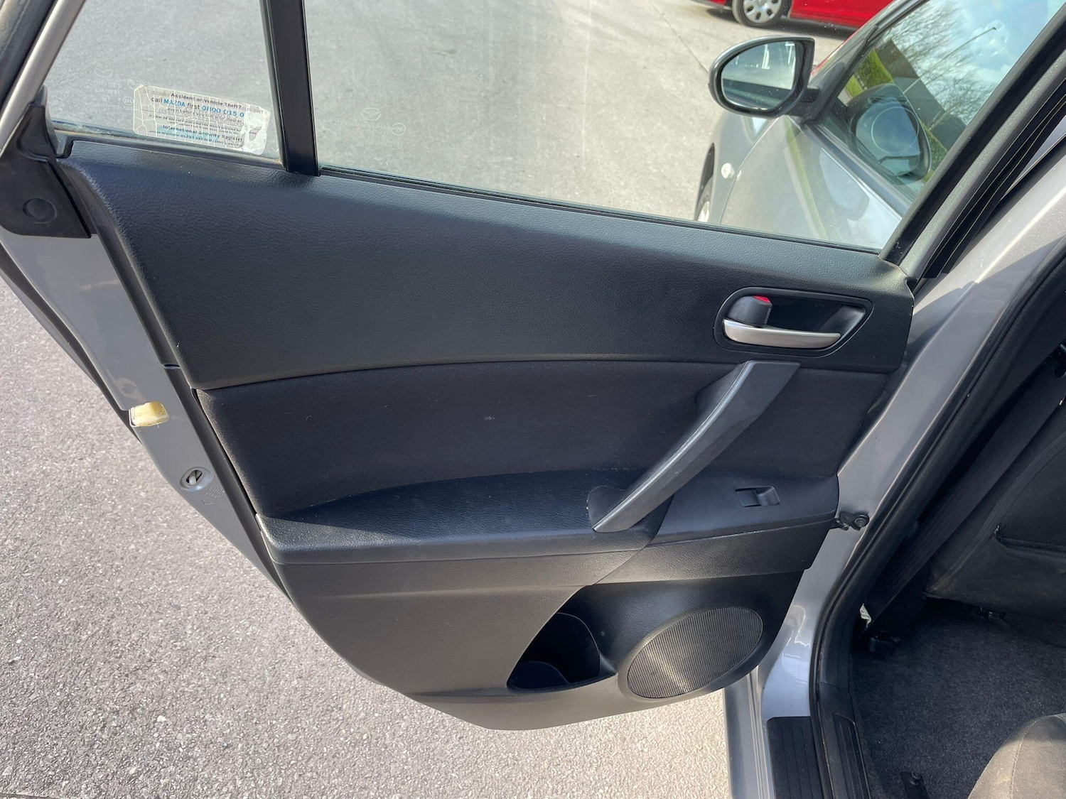 Used Mazda Mazda3 2011 for sale - 77957071: Photo 31