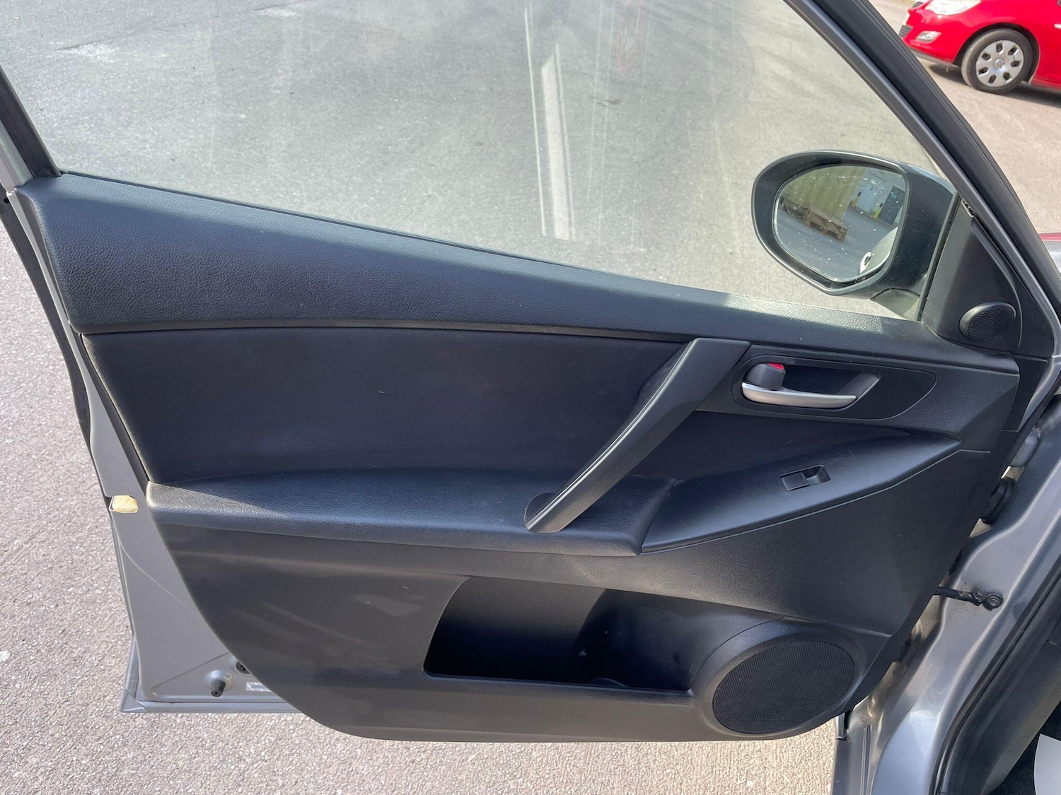 Used Mazda Mazda3 2011 for sale - 77957071: Photo 33