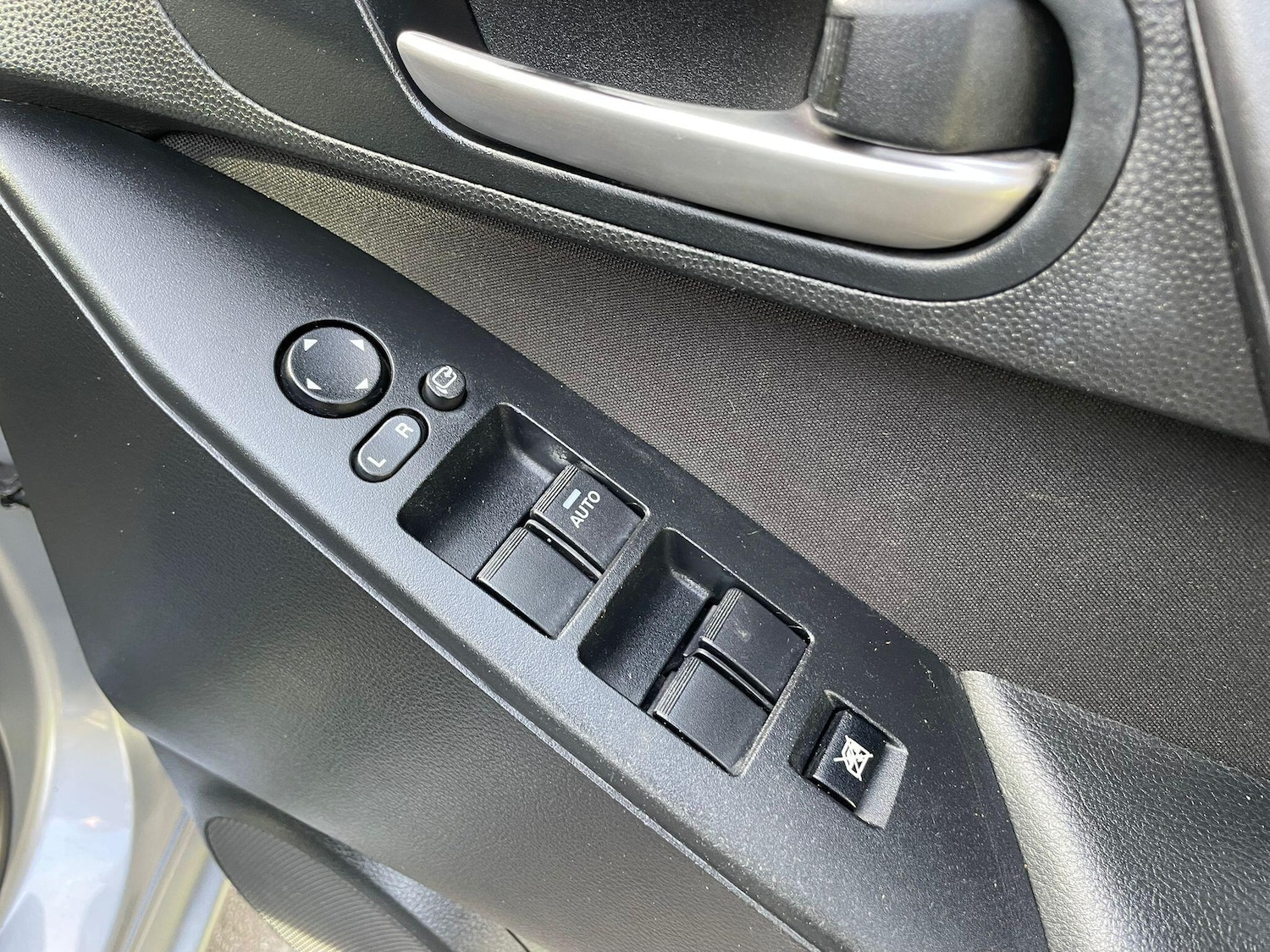 Used Mazda Mazda3 2011 for sale - 77957071: Photo 46