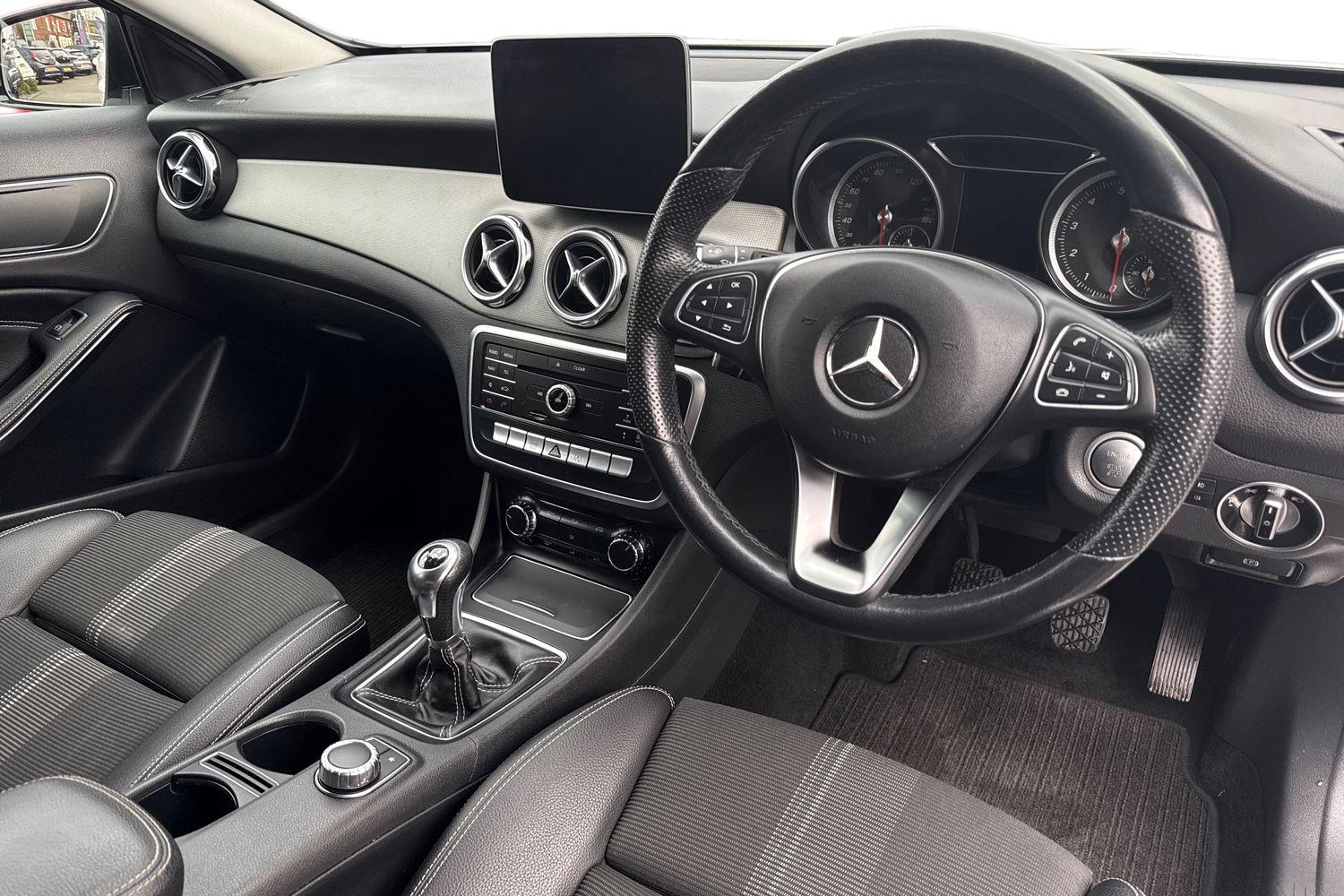 Used Mercedes-Benz GLA 2019 for sale - 76480935: Photo 13