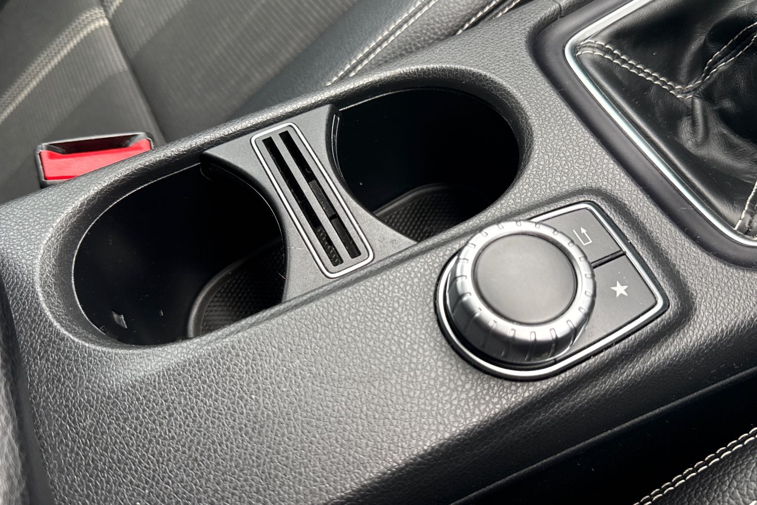 Used Mercedes-Benz GLA 2019 for sale - 76480935: Photo 41