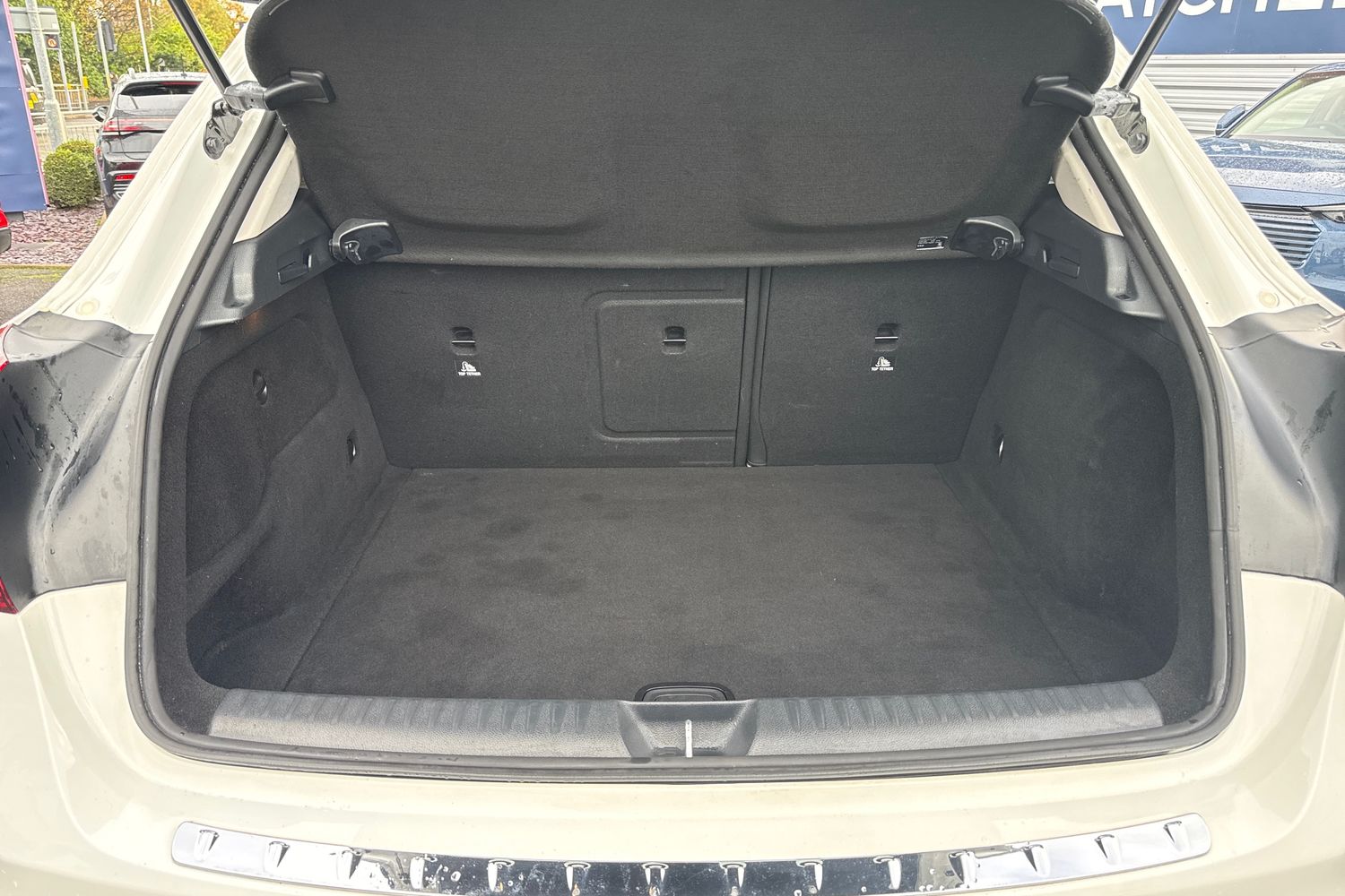 Used Mercedes-Benz GLA 2019 for sale - 76480935: Photo 6