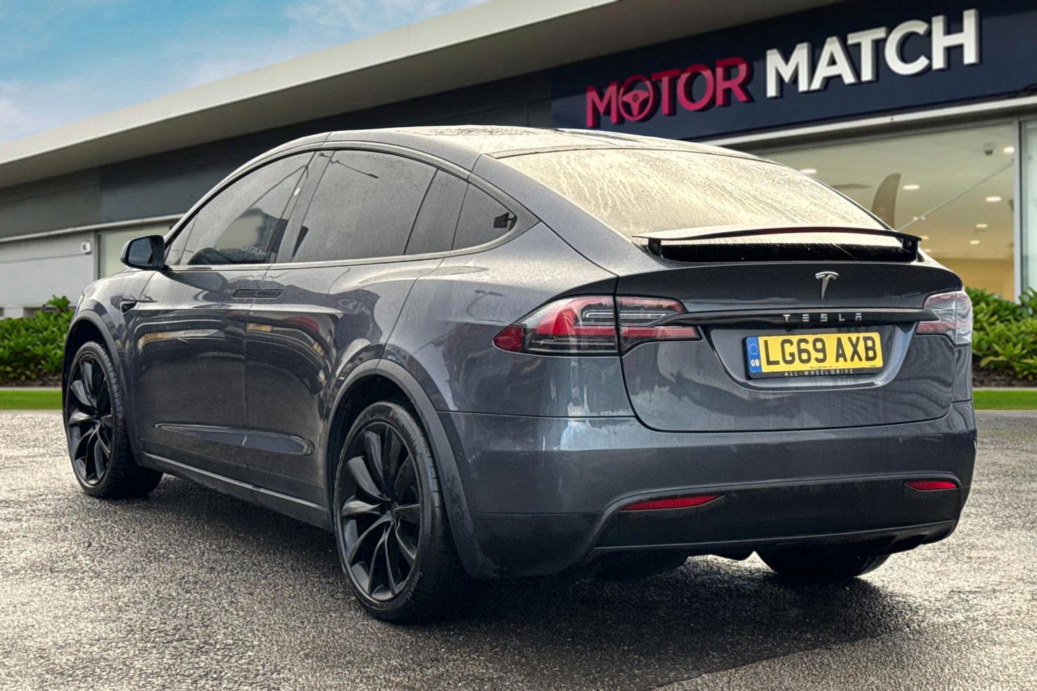 Used Tesla Model X 2019 for sale - 76685783: Photo 2