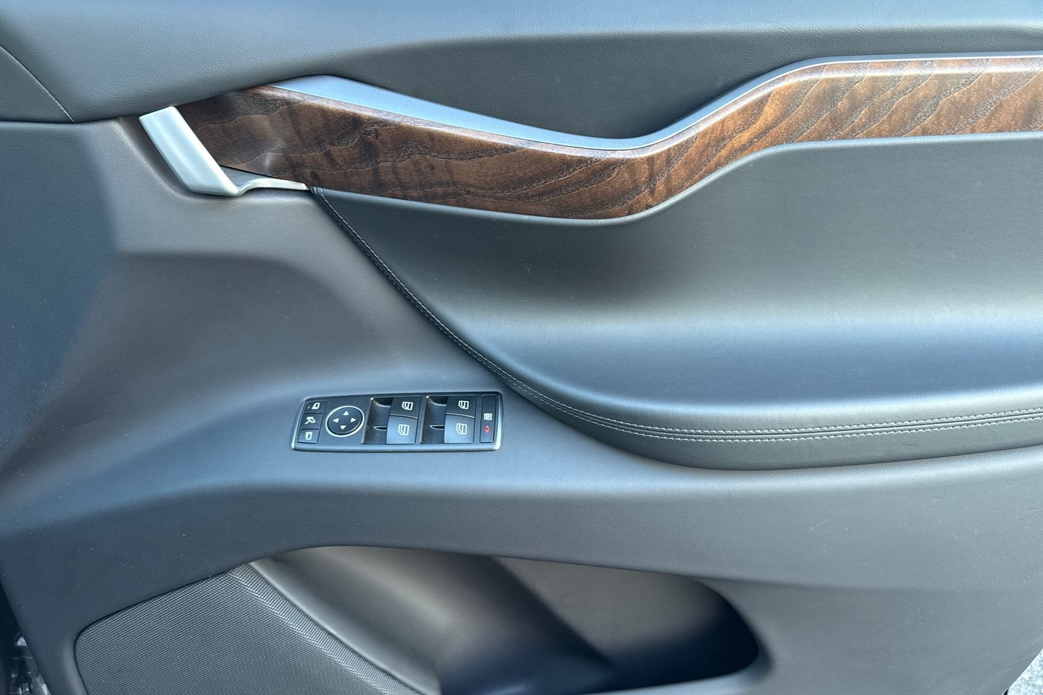 Used Tesla Model X 2019 for sale - 76685783: Photo 20