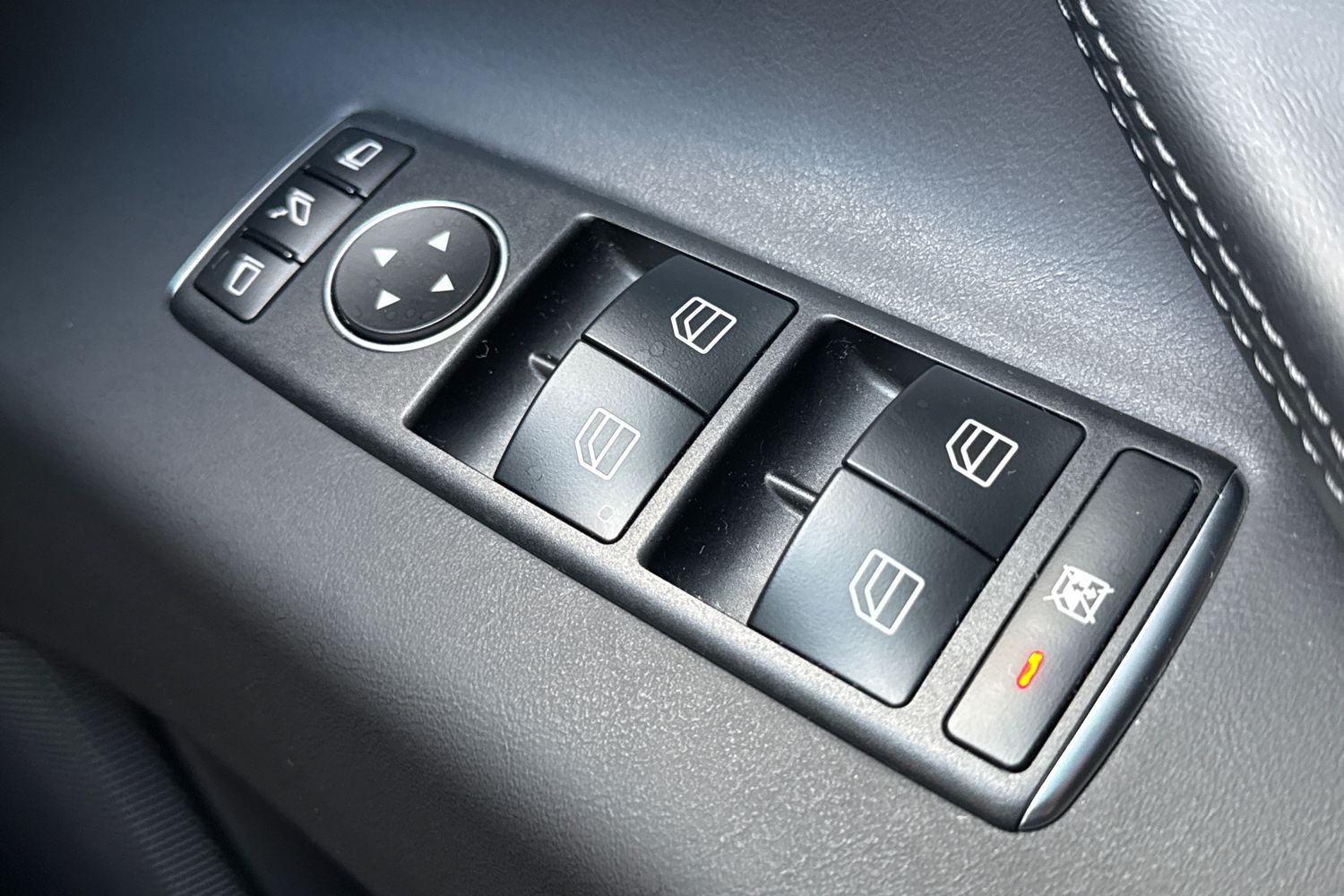 Used Tesla Model X 2019 for sale - 76685783: Photo 43