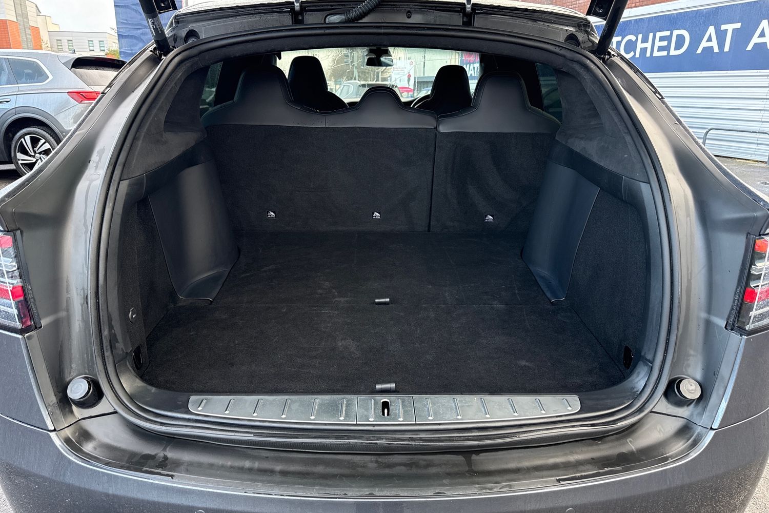 Used Tesla Model X 2019 for sale - 76685783: Photo 6