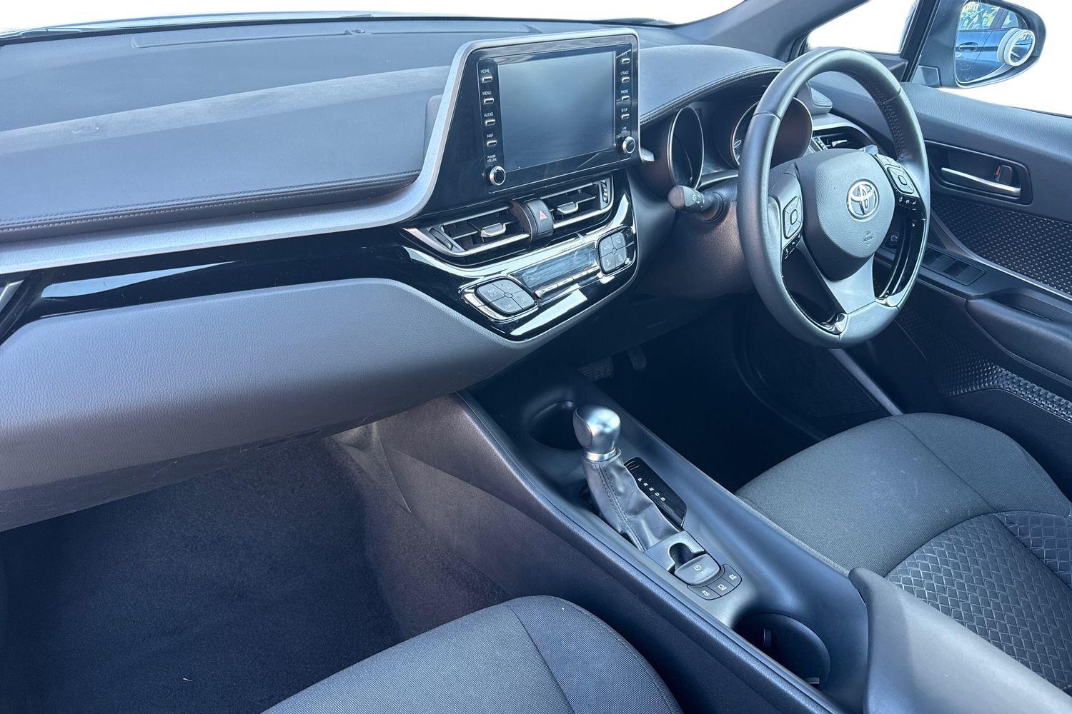 Used Toyota C-HR 2023 for sale - 77758380: Photo 15