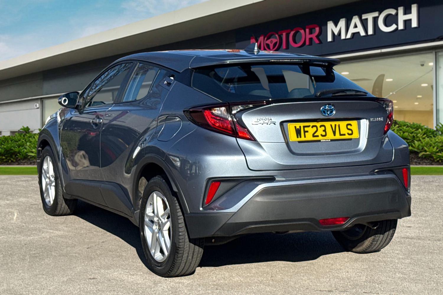 Used Toyota C-HR 2023 for sale - 77758380: Photo 2