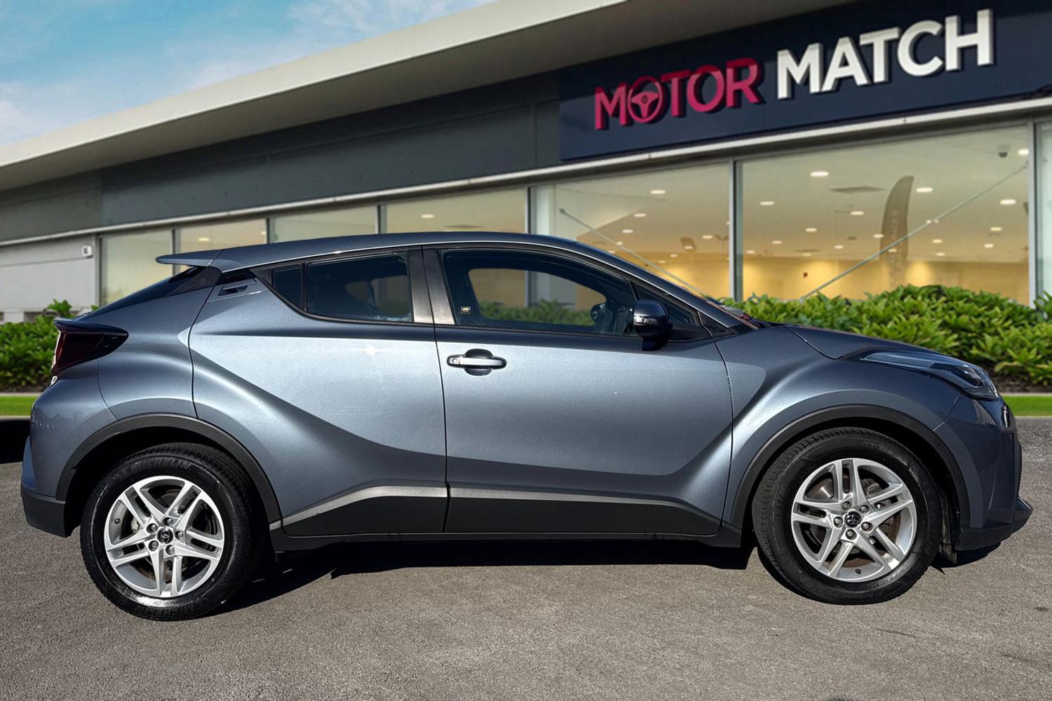 Used Toyota C-HR 2023 for sale - 77758380: Photo 3