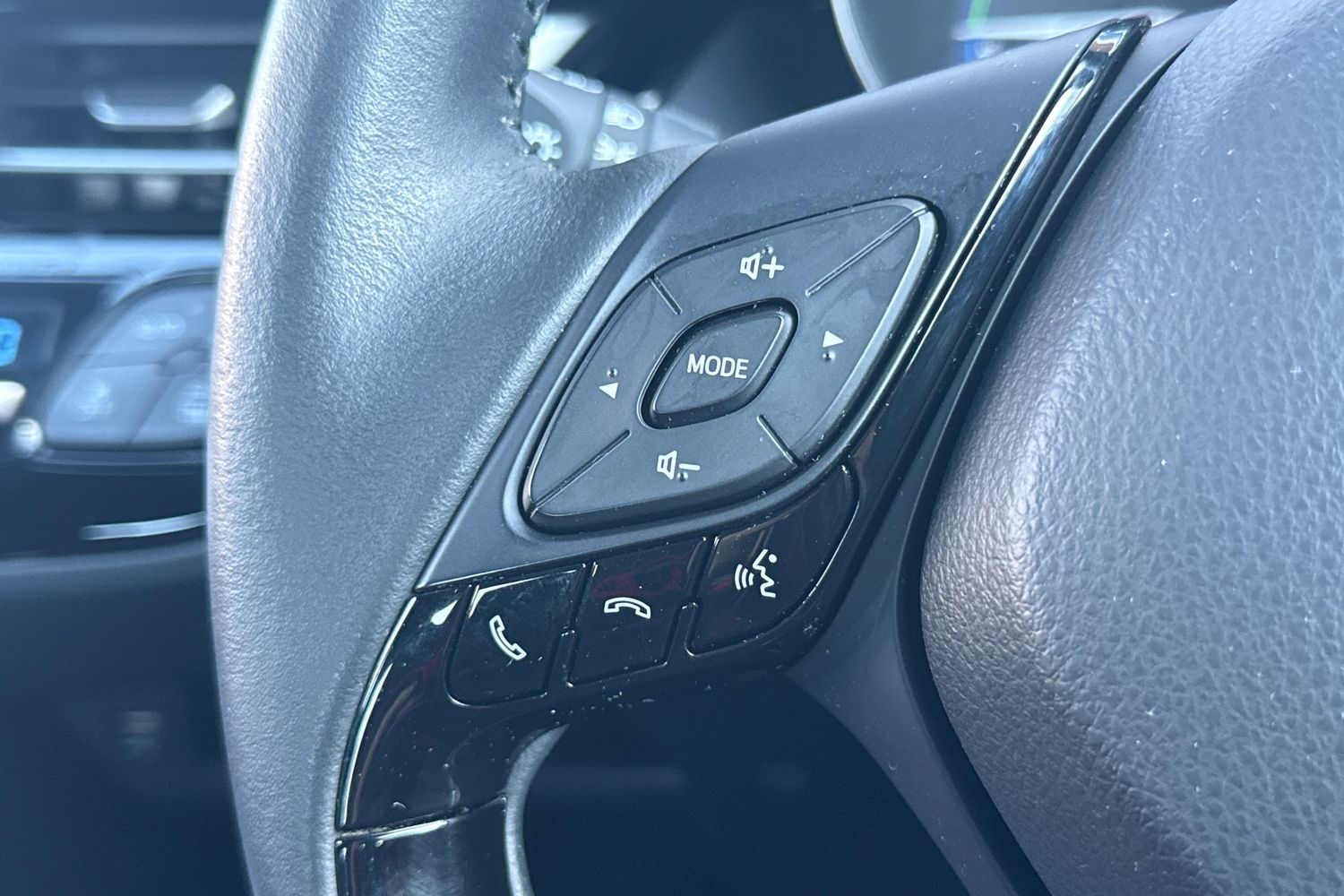 Used Toyota C-HR 2023 for sale - 77758380: Photo 36