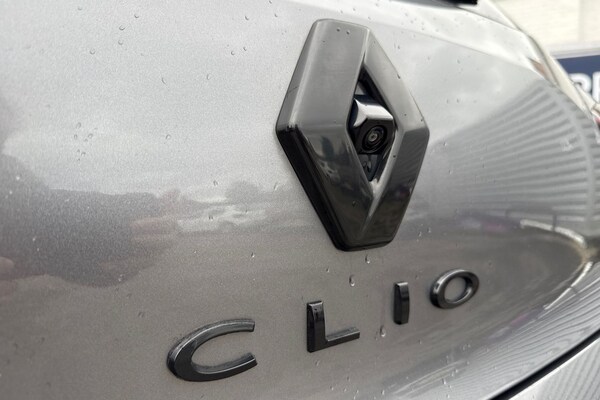 Used Renault Clio 2023 for sale - 75970695: Photo 30
