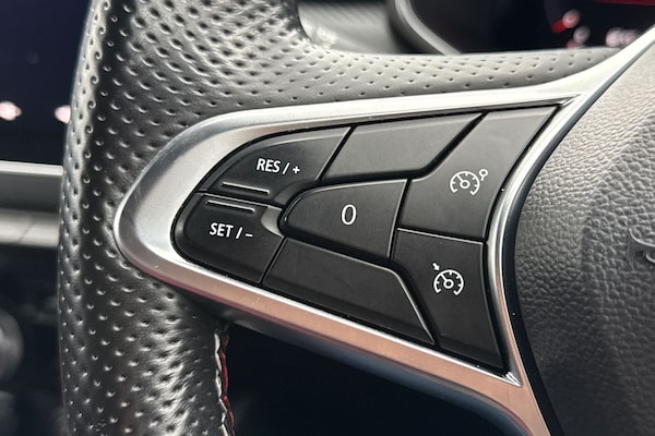 Used Renault Clio 2023 for sale - 75970695: Photo 37
