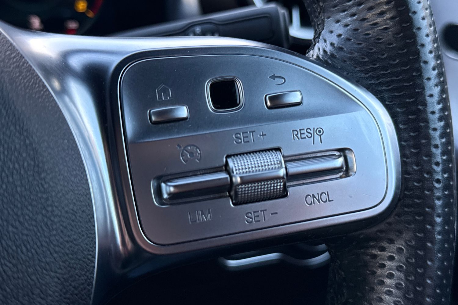 Used Mercedes-Benz CLA 2020 for sale - 76569573: Photo 35