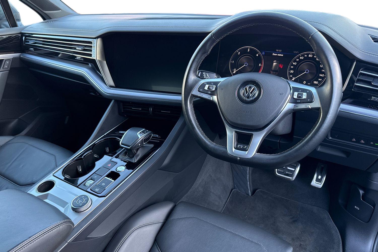 Used Volkswagen Touareg 2019 for sale - 76569624: Photo 18