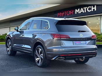 Used Volkswagen Touareg 2019 for sale - 76569624: Photo