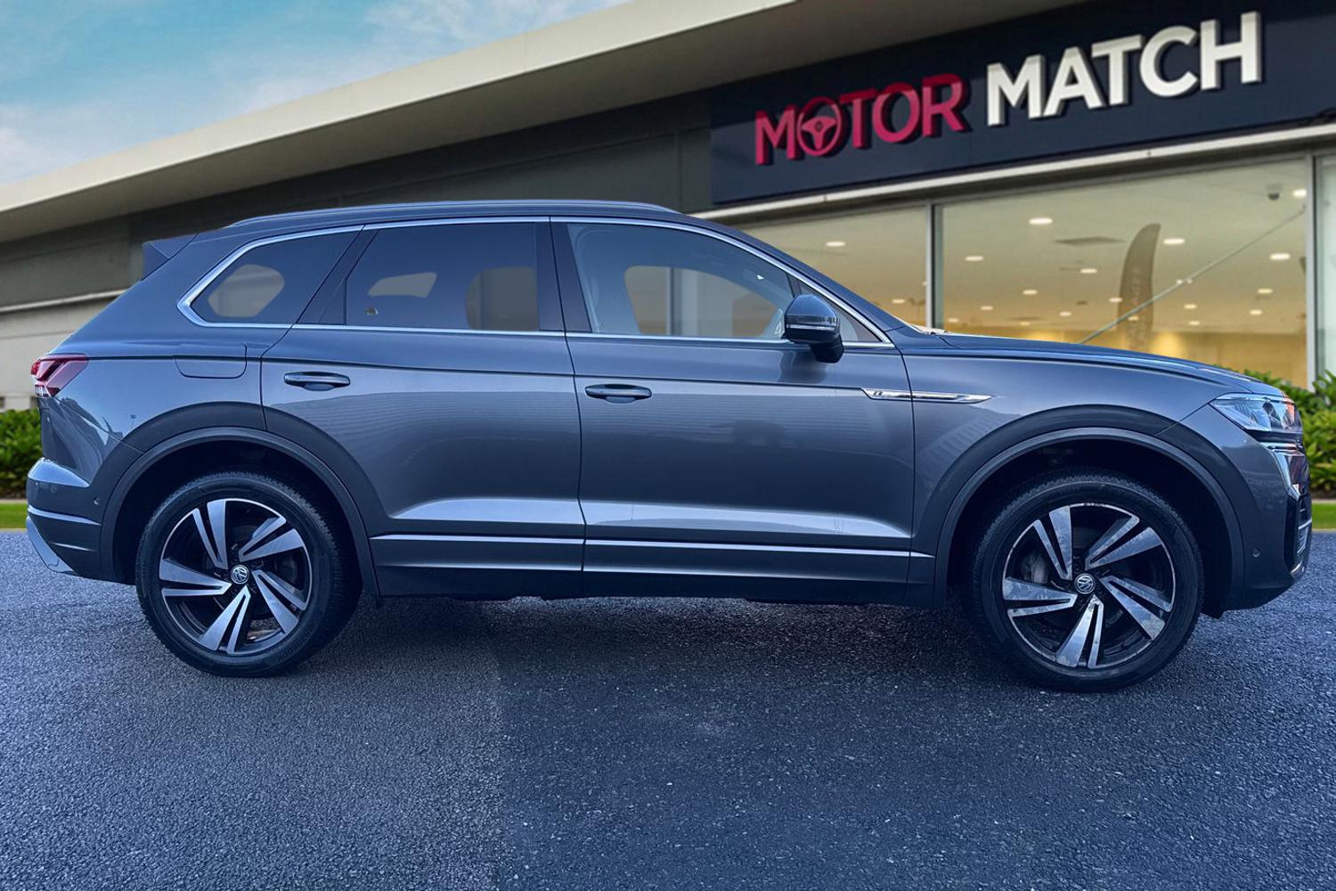 Used Volkswagen Touareg 2019 for sale - 76569624: Photo 3