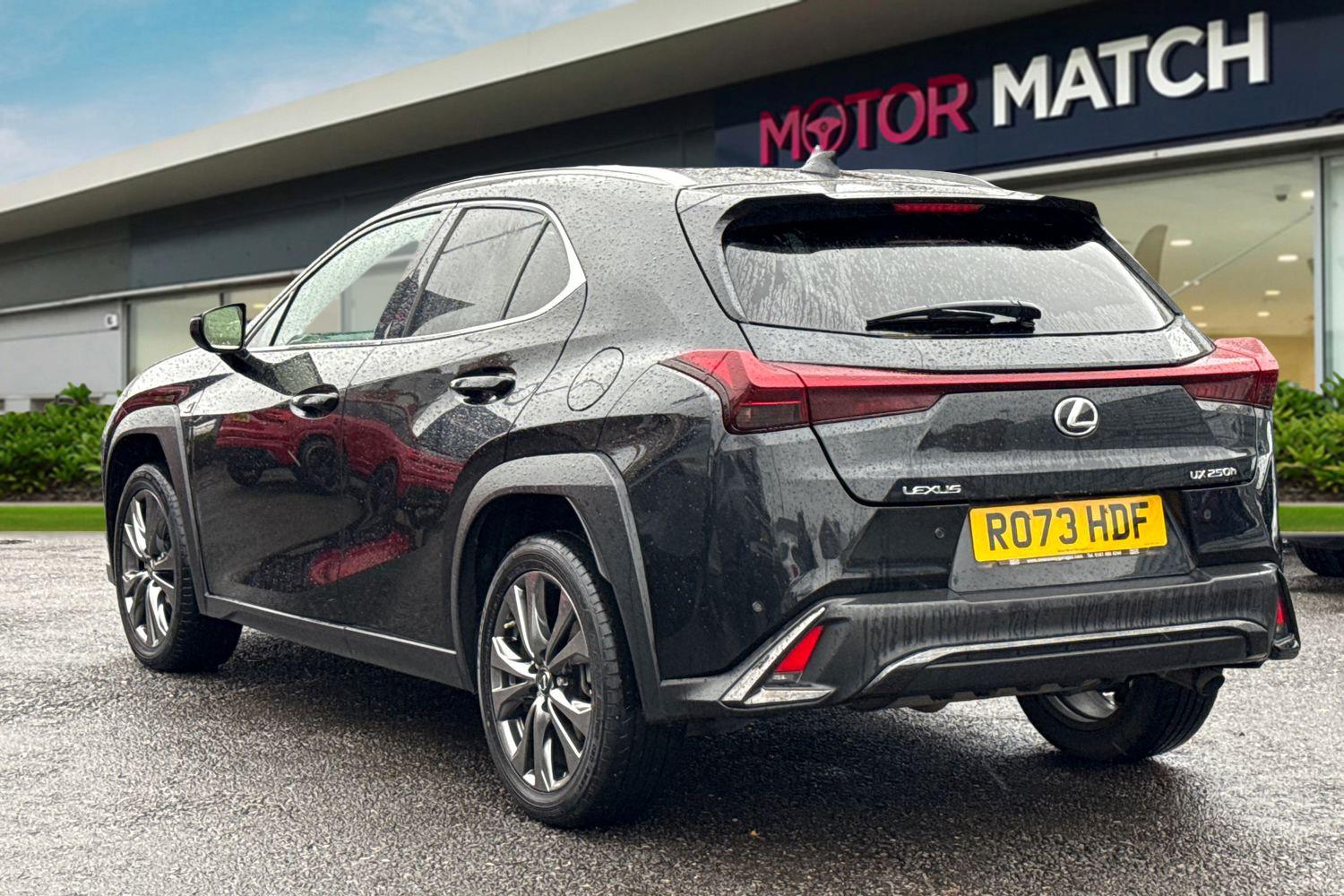 Used Lexus UX 2023 for sale - 76588063: Photo 2