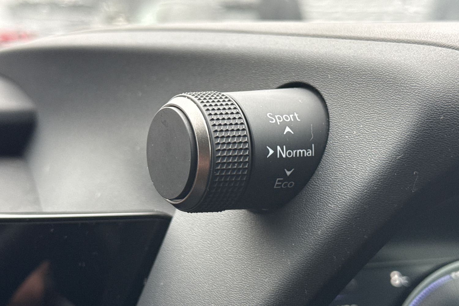 Used Lexus UX 2023 for sale - 76588063: Photo 38