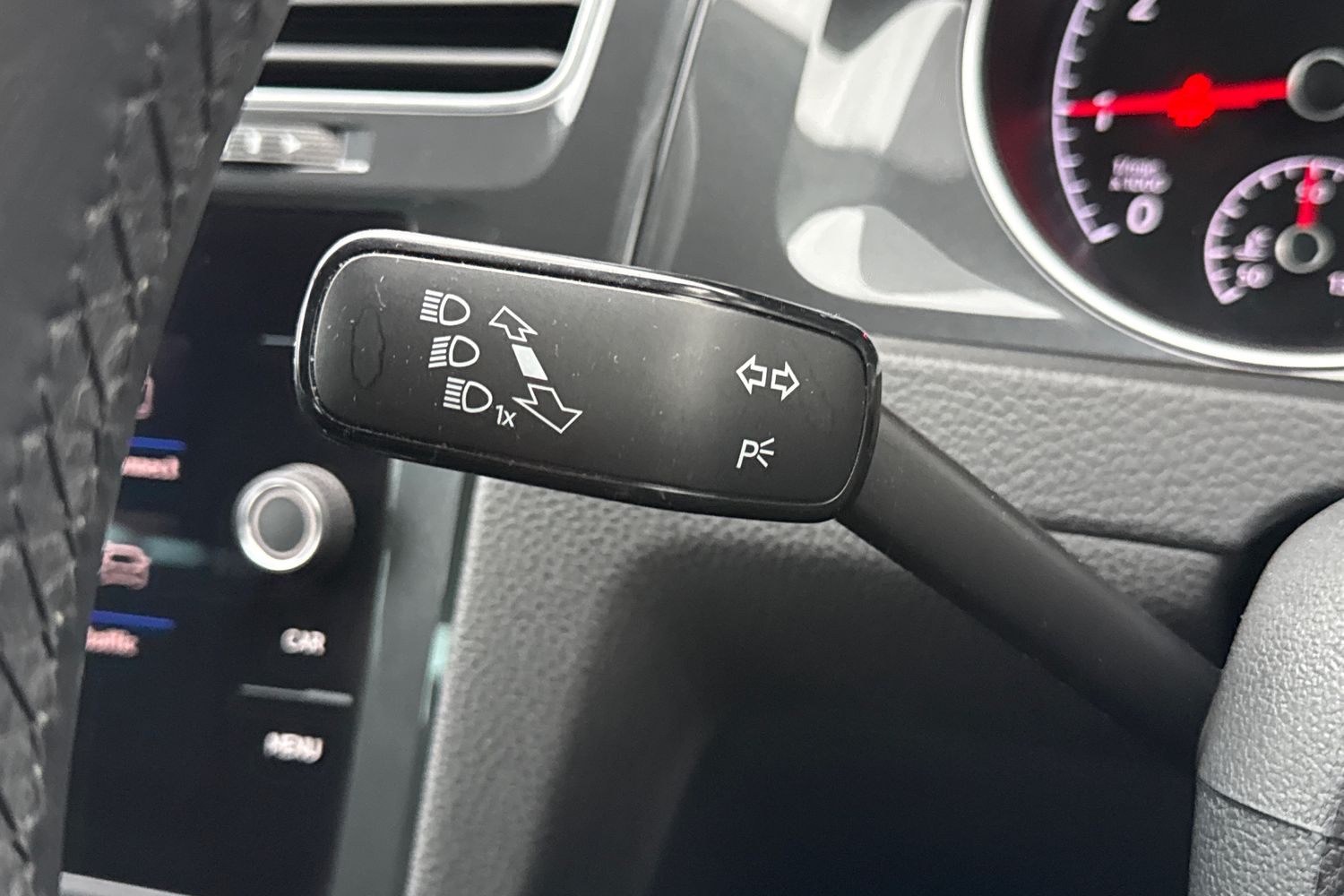 Used Volkswagen Golf 2019 for sale - 77275391: Photo 40