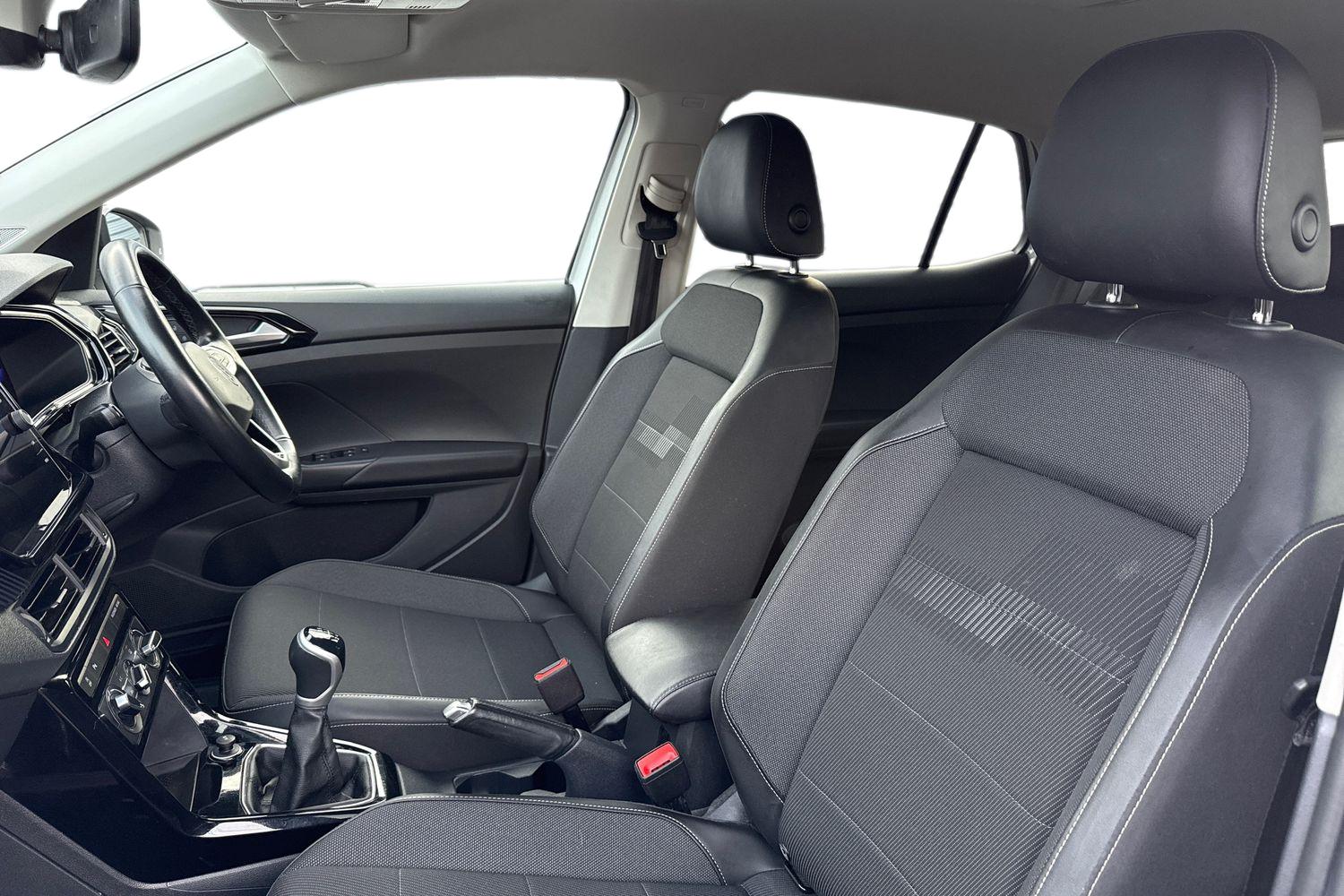 Used Volkswagen T-Cross 2023 for sale - 77206563: Photo 16