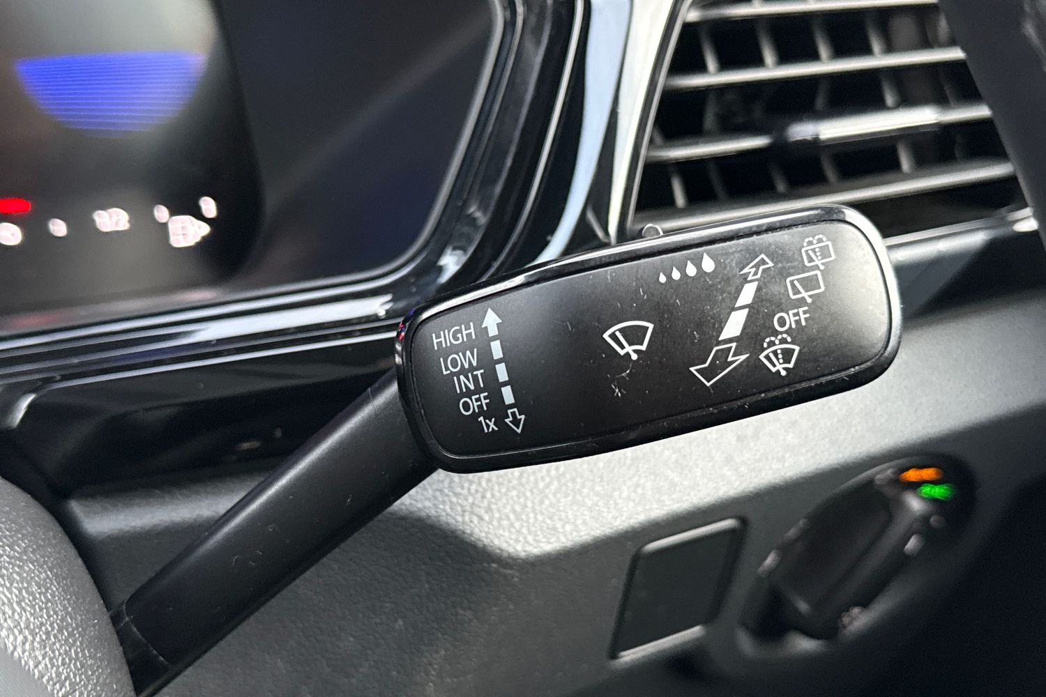 Used Volkswagen T-Cross 2023 for sale - 77206563: Photo 37