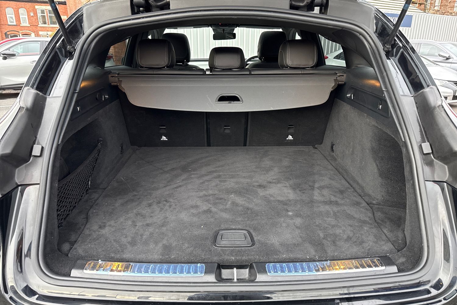 Used Mercedes-Benz EQC 2023 for sale - 77463126: Photo 6