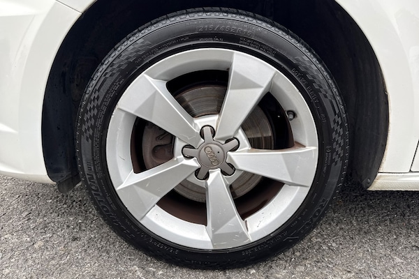 Used Audi A1 2015 for sale - 76264086: Photo 10