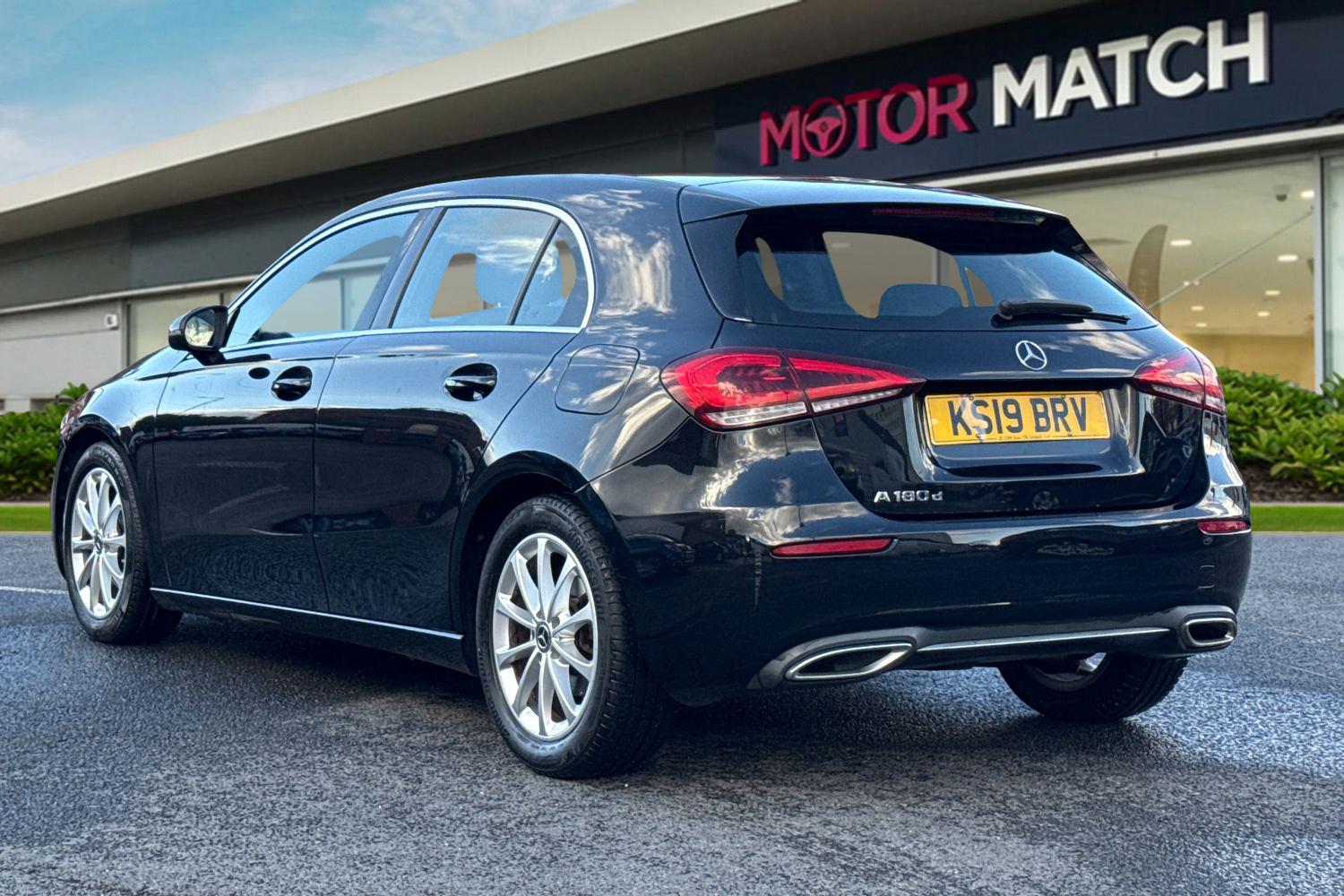 Used Mercedes-Benz A-Class 2019 for sale - 76351995: Photo 2