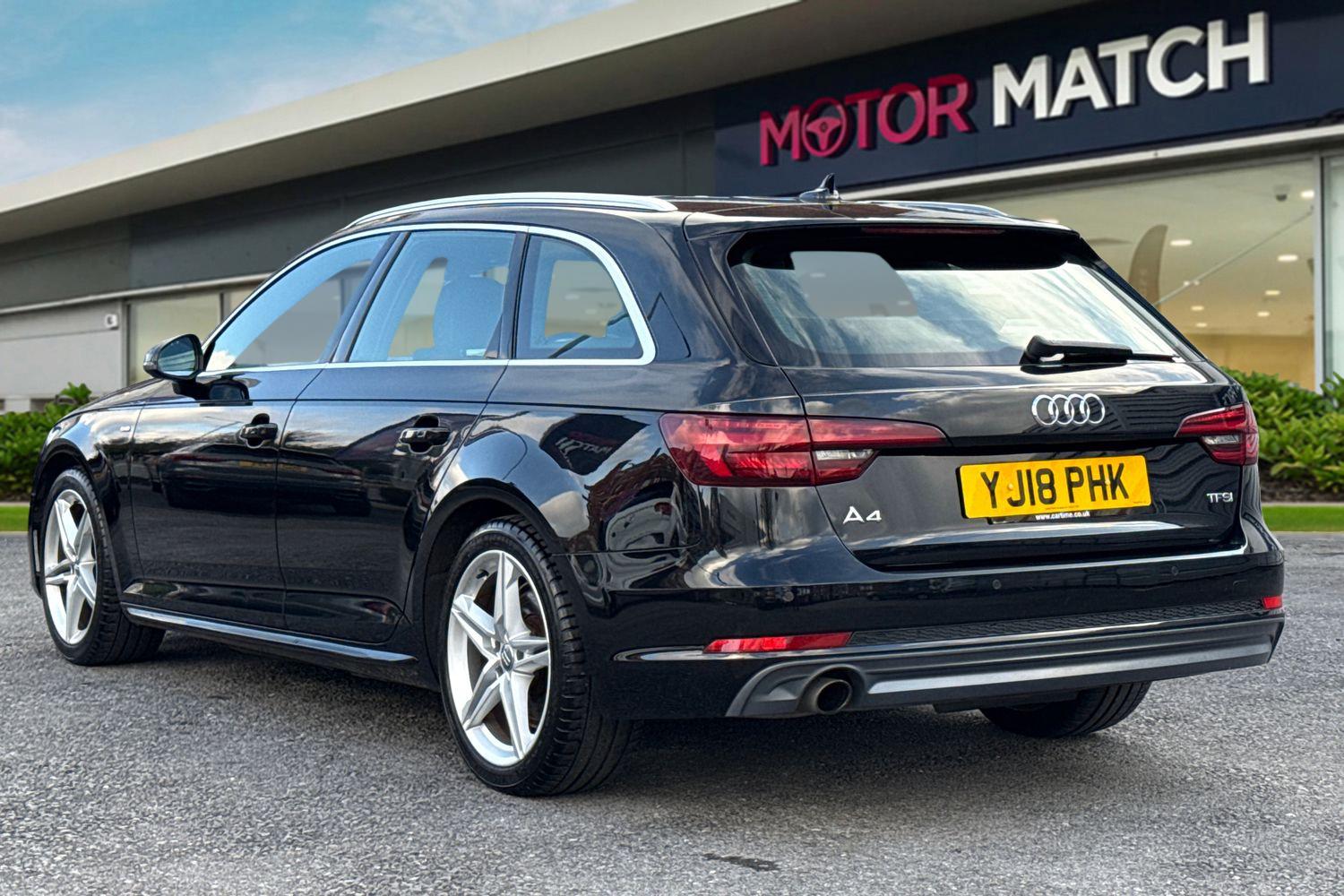 Used Audi A4 2018 for sale - 77415344: Photo 2