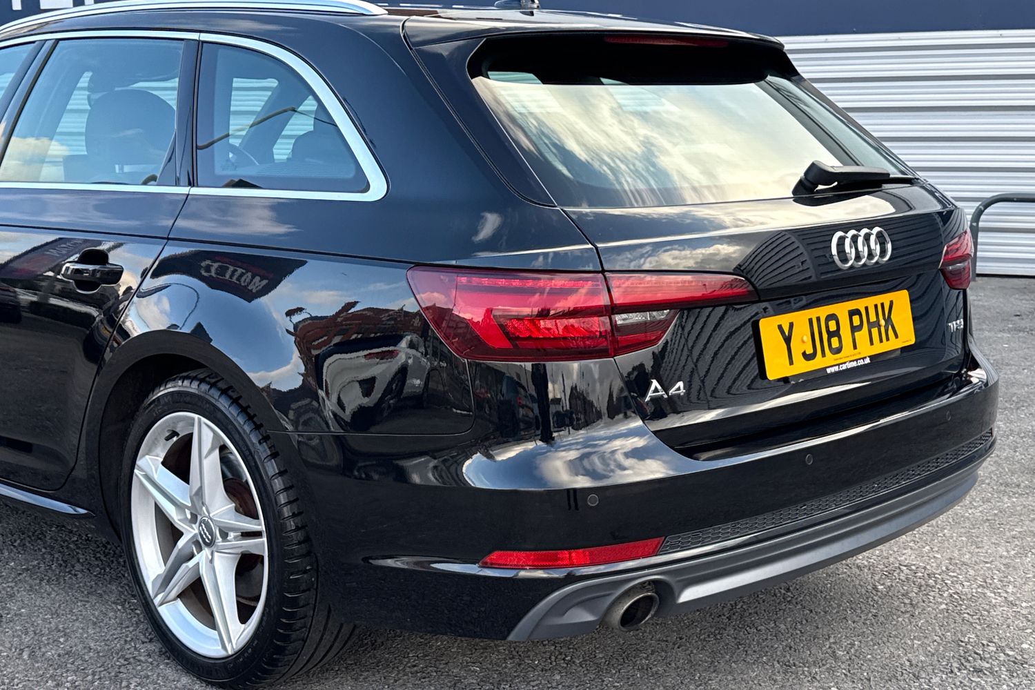 Used Audi A4 2018 for sale - 77415344: Photo 8