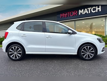 Used Volkswagen Polo 2016 for sale - 75970594: Photo