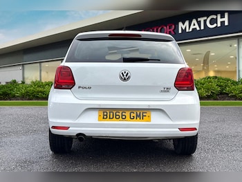 Used Volkswagen Polo 2016 for sale - 75970594: Photo