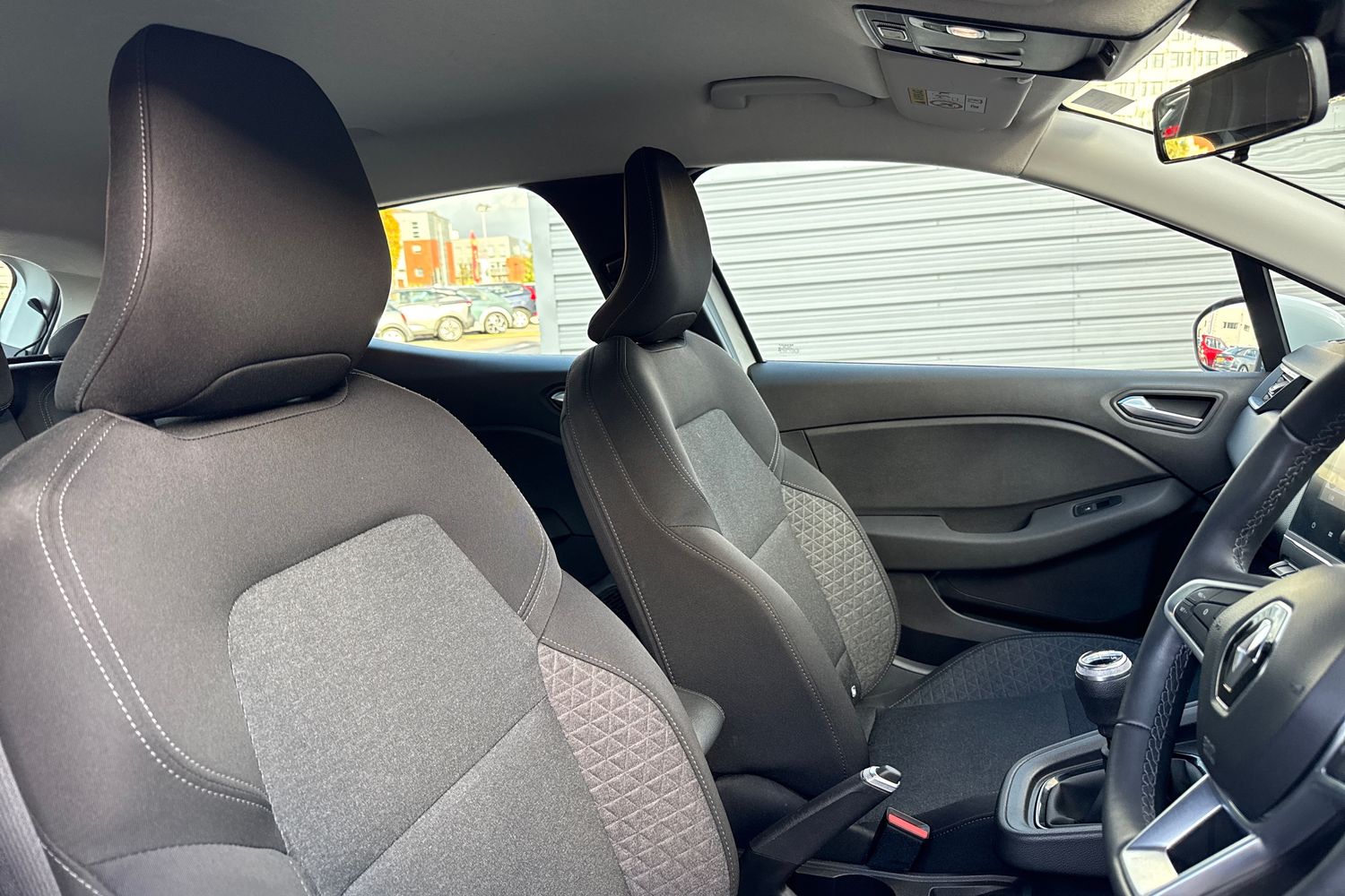 Used Renault Clio 2021 for sale - 76401700: Photo 24