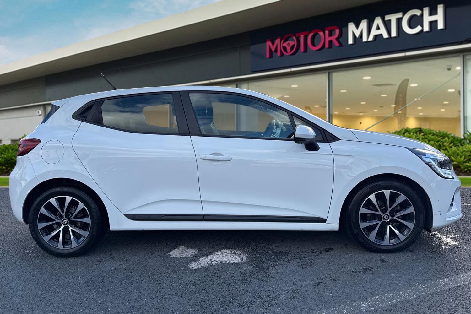 Used Renault Clio 2021 for sale - 76401700: Photo 3