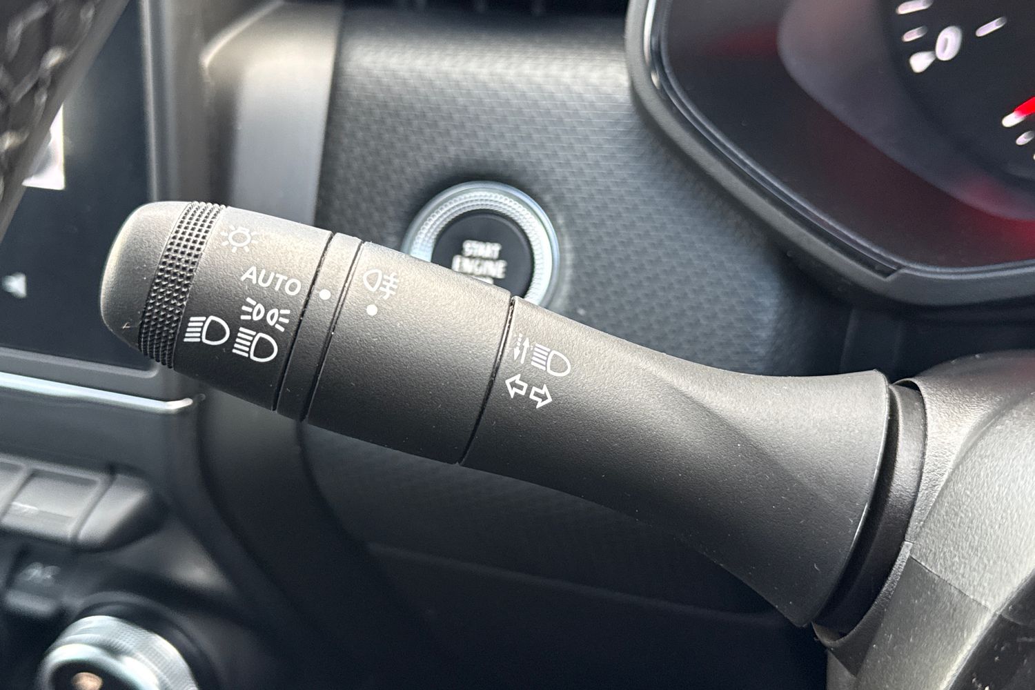 Used Renault Clio 2021 for sale - 76401700: Photo 40