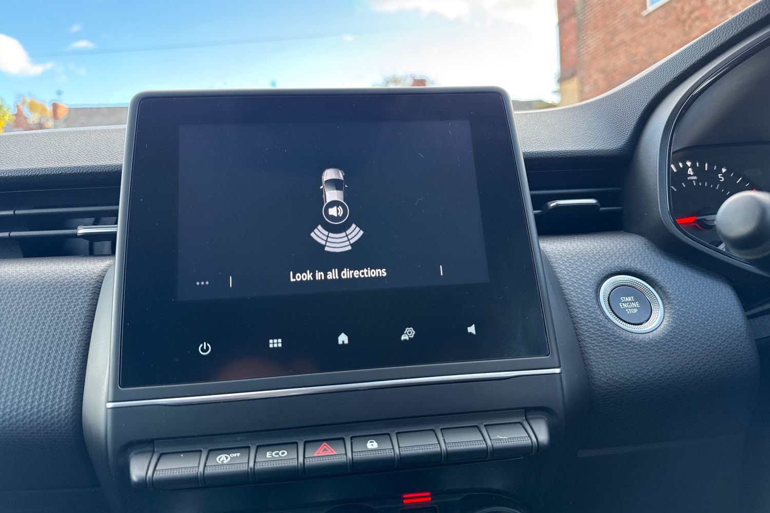 Used Renault Clio 2021 for sale - 76401700: Photo 41