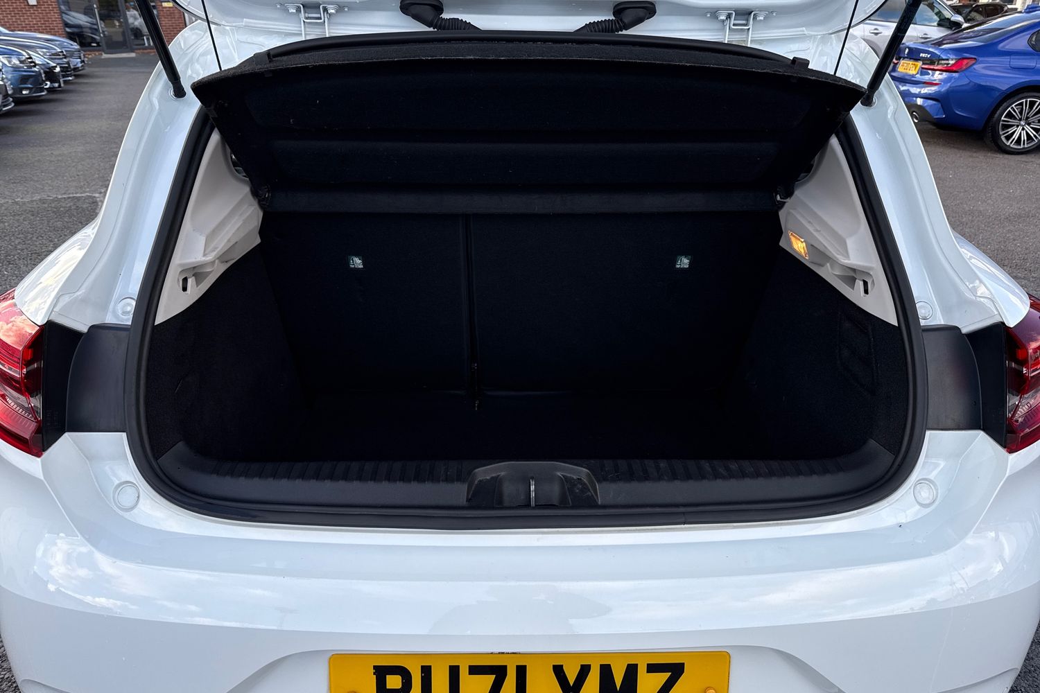 Used Renault Clio 2021 for sale - 76401700: Photo 7